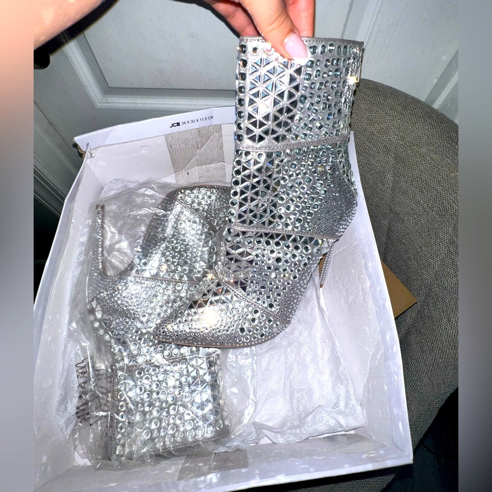 Steve Madden heel boots